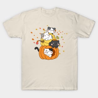 Autumn is here - Pumpkin Cat T-Shirt